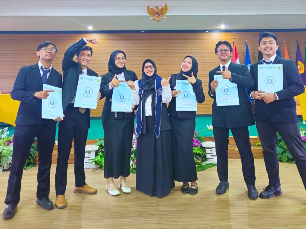 Calon Wisudawan S1 Teknik Perkapalan Yudisium Ke 74 FT UPNVJ