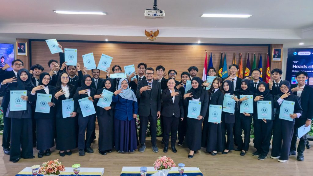 Calon Wisudawan S1 Teknik Elektro Ke 75 FT UPNVJ